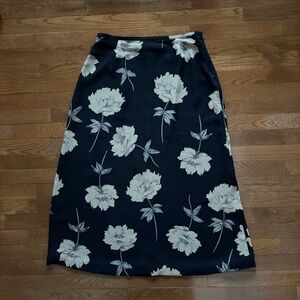 Vintage 90’s Floral Print Midi Ankle Skirt